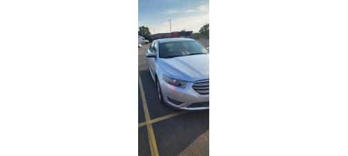 2015 Ford Taurus SEL