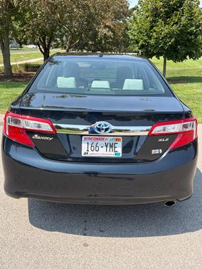 Black 2014 Toyota Camry Hybrid XLE