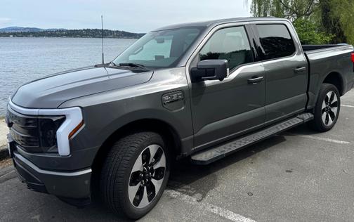 2023 Ford F-150 Lightning Platinum