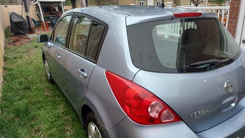 2011 Nissan Versa 1.8 S