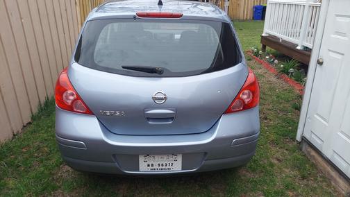 2011 Nissan Versa 1.8 S