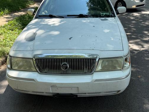White 2005 Mercury Grand Marquis LS