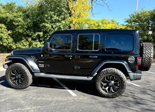Black 2019 Jeep Wrangler Unlimited Sahara