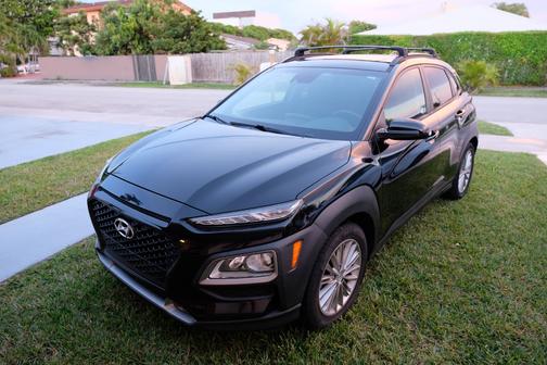 2020 Hyundai KONA SEL Plus