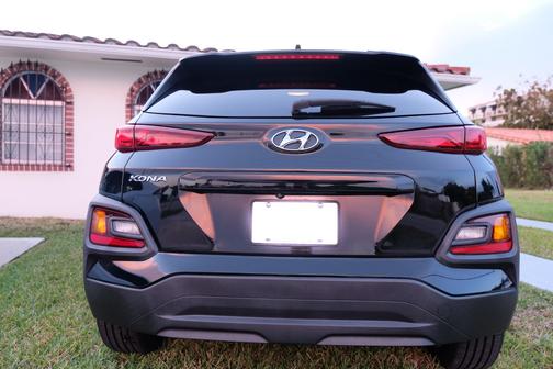 2020 Hyundai KONA SEL Plus