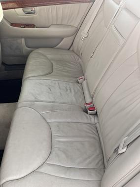 2001 Lexus LS 430 Base