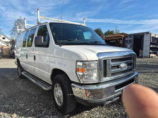 White 2014 Ford E250 Cargo