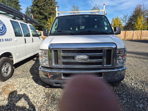 White 2014 Ford E250 Cargo