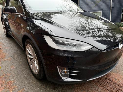 2018 Tesla Model X 75D