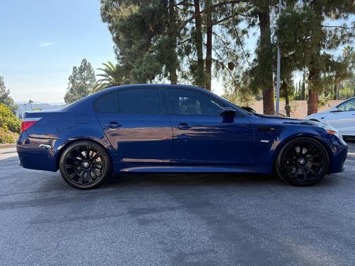 Blue 2007 BMW M5 Base