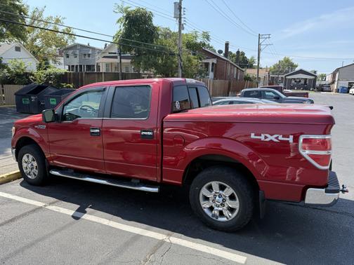2009 Ford F-150 XLT SuperCrew