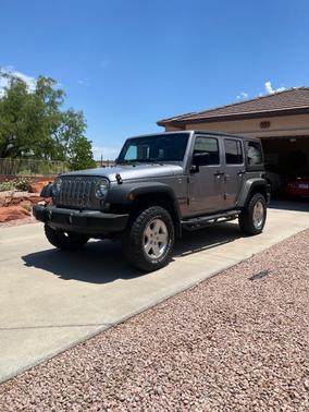Silver 2017 Jeep Wrangler Unlimited Sport