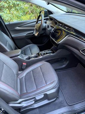 2023 Chevrolet Bolt EUV LT