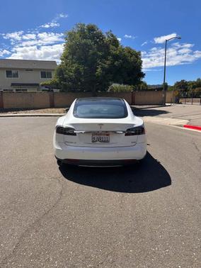 White 2015 Tesla Model S 85D