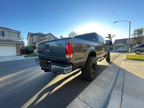 Photo 3 of 15 of 2008 Ford F-250 XLT Crew Cab Super Duty