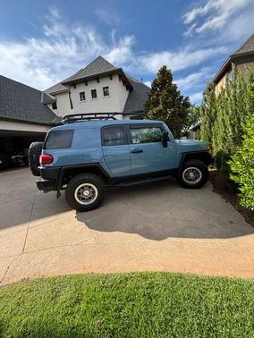 Blue 2014 Toyota FJ Cruiser Base