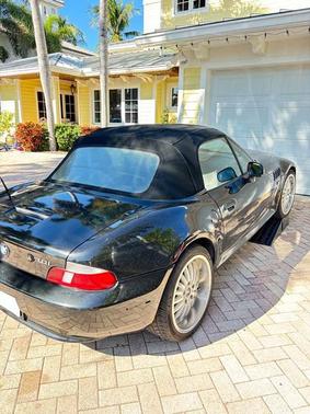 2001 BMW Z3 3.0i Roadster