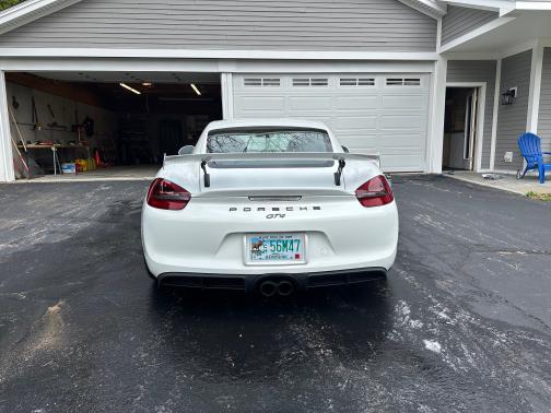 2016 Porsche Cayman GT4
