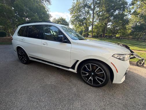 White 2020 BMW X7 xDrive40i