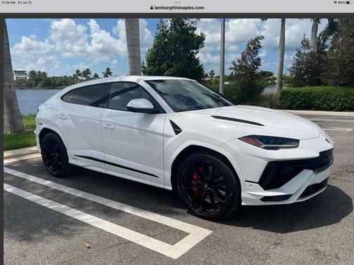 2024 Lamborghini Urus S