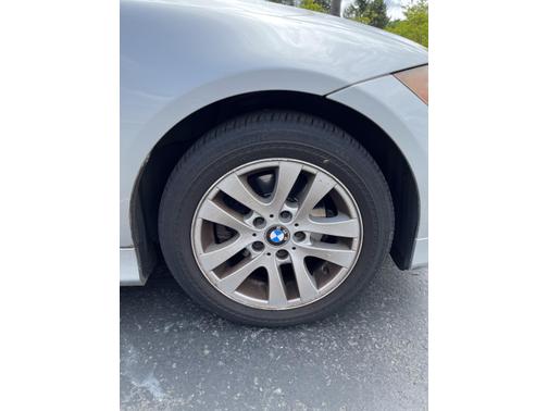 2006 BMW 325 i