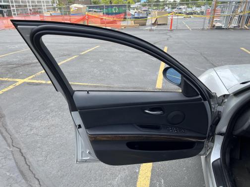 2006 BMW 325 i