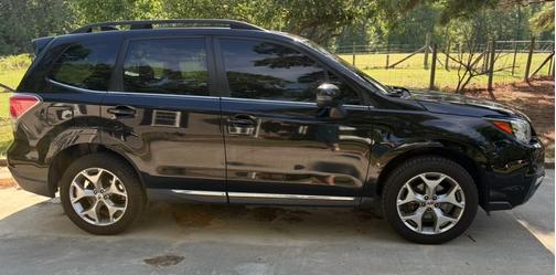 Black 2018 Subaru Forester 2.5i Touring