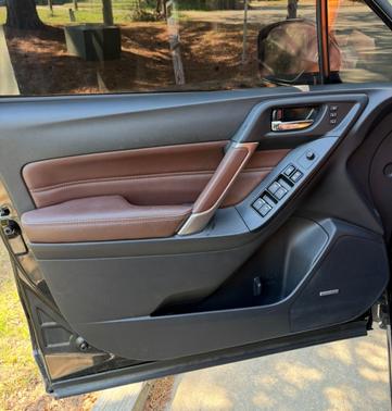 Black 2018 Subaru Forester 2.5i Touring