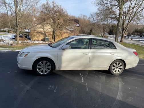 2006 Toyota Avalon XLS
