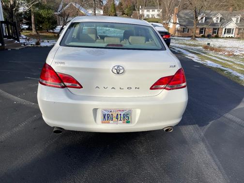 2006 Toyota Avalon XLS