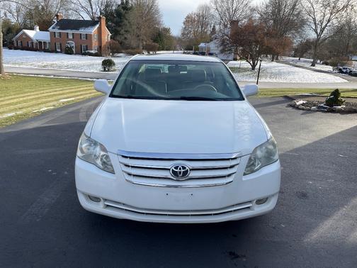 2006 Toyota Avalon XLS