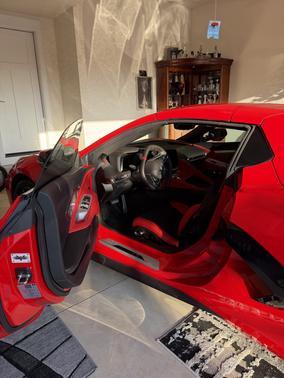Red 2023 Chevrolet Corvette Stingray w/2LT