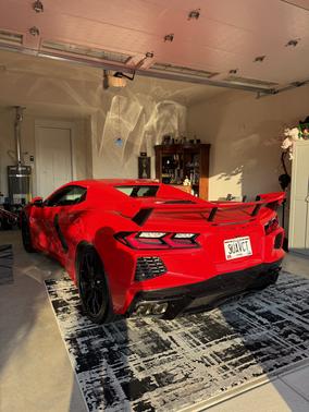 Red 2023 Chevrolet Corvette Stingray w/2LT