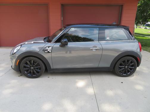 Gray 2016 MINI Hardtop Cooper