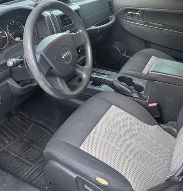 2010 Jeep Liberty Sport