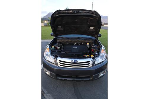 2010 Subaru Outback 3.6 R Limited