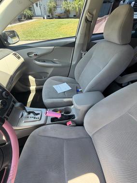White 2011 Toyota Corolla LE
