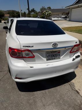 White 2011 Toyota Corolla LE
