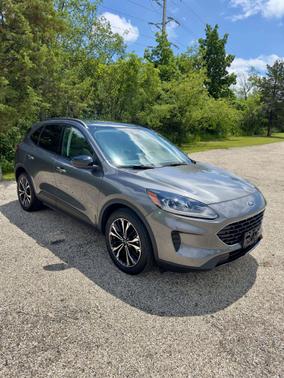 2021 Ford Escape SE Hybrid