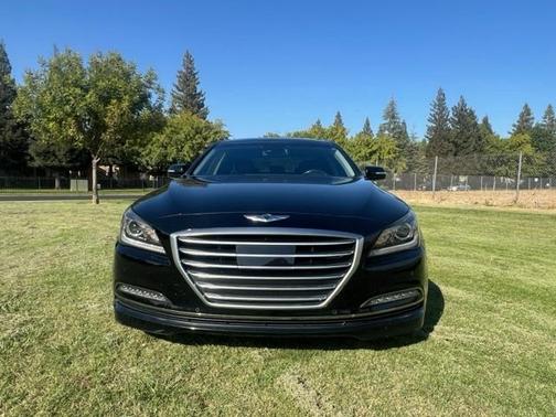 Black 2015 Hyundai Genesis 5