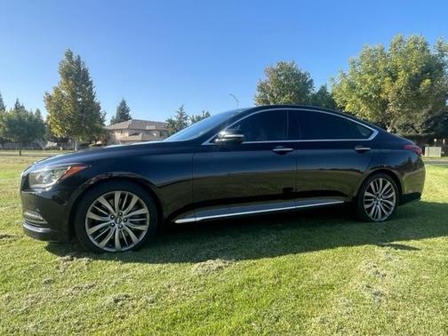 Black 2015 Hyundai Genesis 5