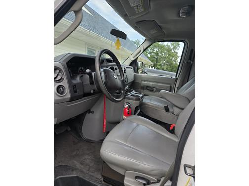 2012 Ford E350 Super Duty XL