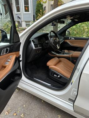 2021 BMW X7 xDrive40i