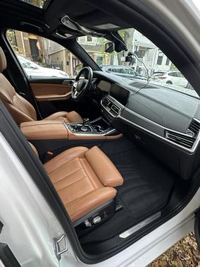 2021 BMW X7 xDrive40i