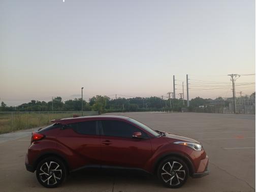 2018 Toyota C-HR XLE Premium
