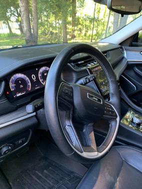 Black 2021 Jeep Grand Cherokee L Limited
