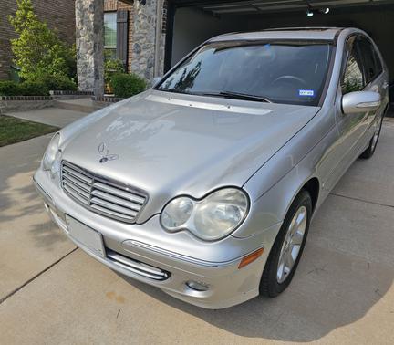 2005 Mercedes-Benz C-Class C320 4MATIC