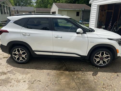 2023 Kia Seltos SX