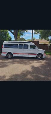 White 2018 Chevrolet Express 2500 Work Van