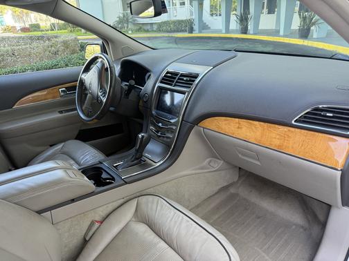 Beige 2012 Lincoln MKX Base